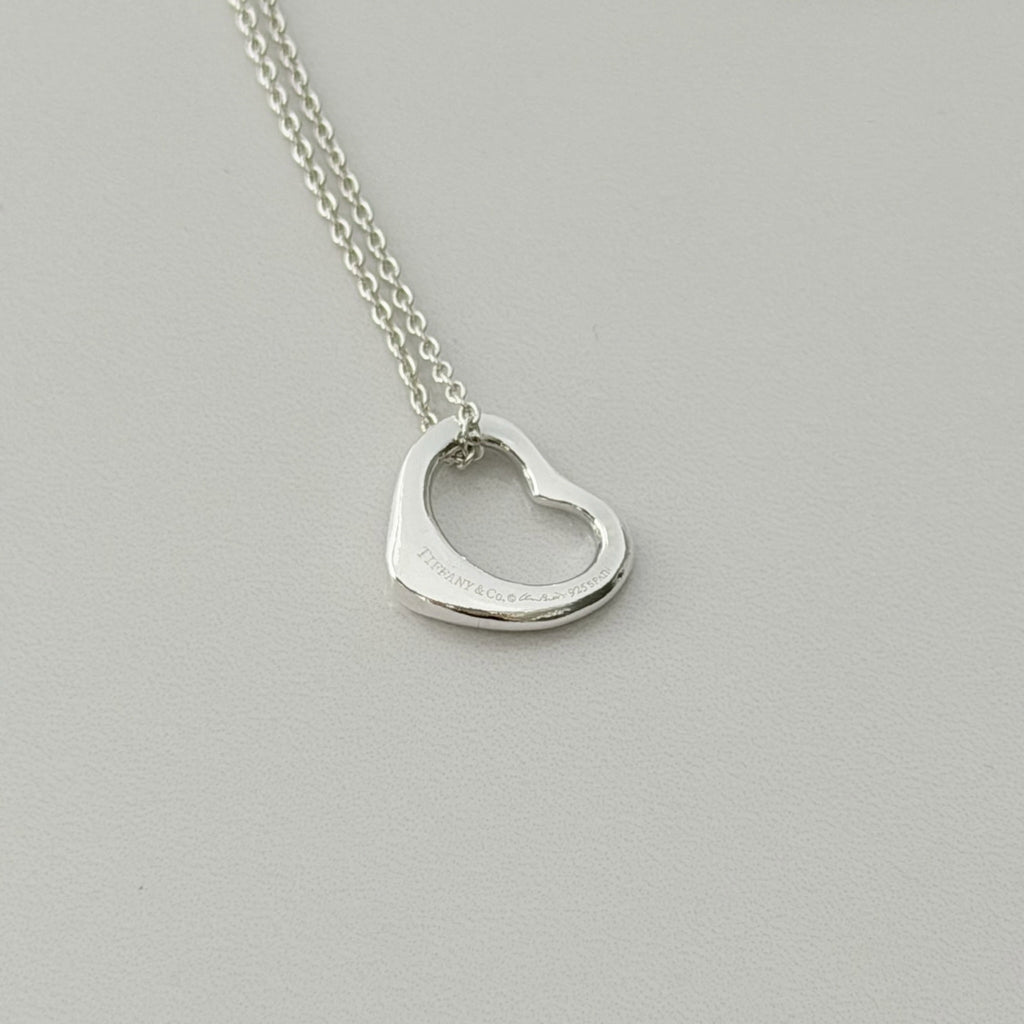 Tiffany & Co. Elsa Peretti Spain Sterling Silver 925 Small Open Heart Pendant Necklace 18 Inches