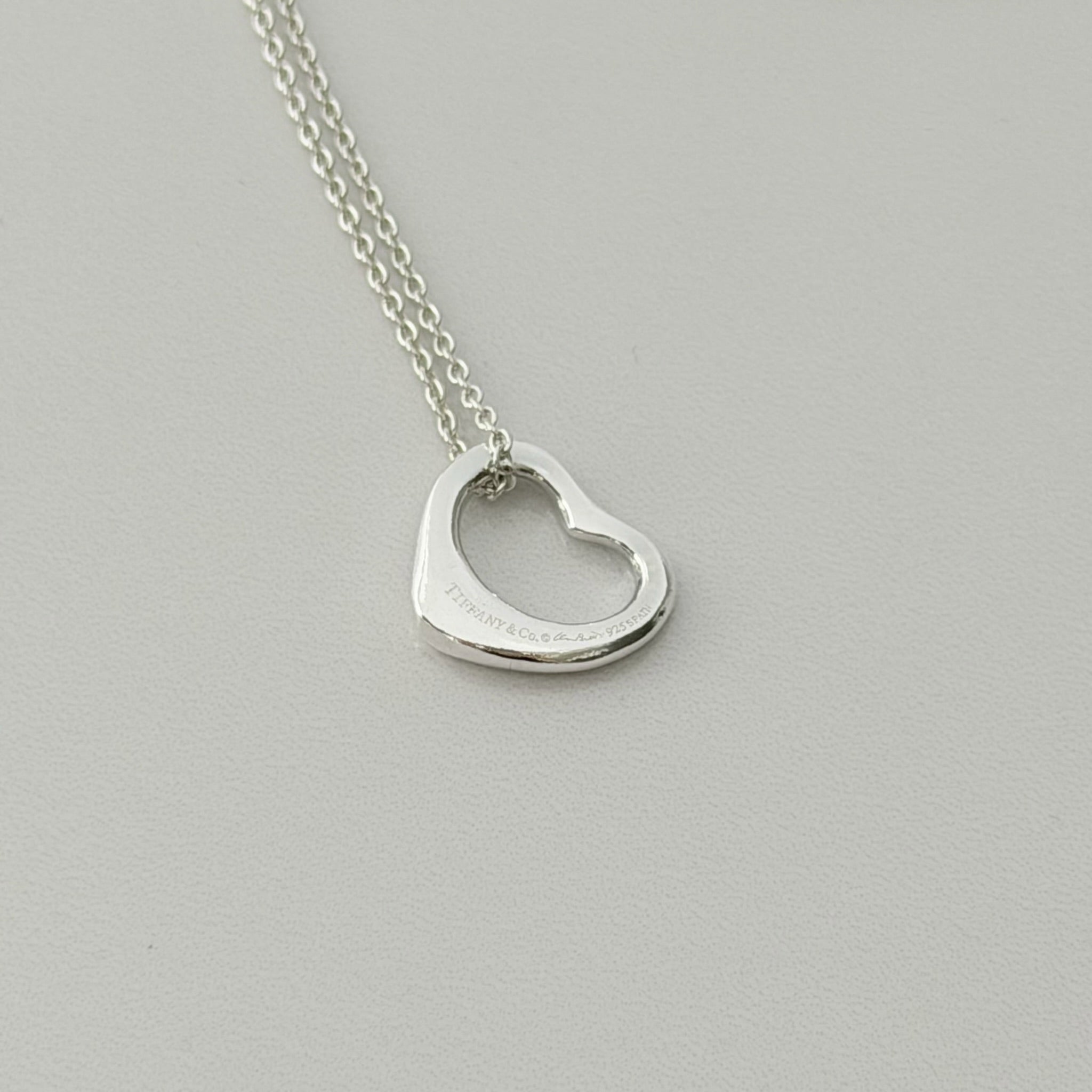 Tiffany & Co. Elsa Peretti Spain Sterling Silver 925 Small Open Heart Pendant Necklace 18 Inches