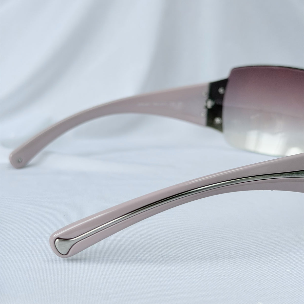 Vintage Prada Y2K Lilac Purple Silver Frameless Wrap Sunshield Oversized Sunglasses SPR 041