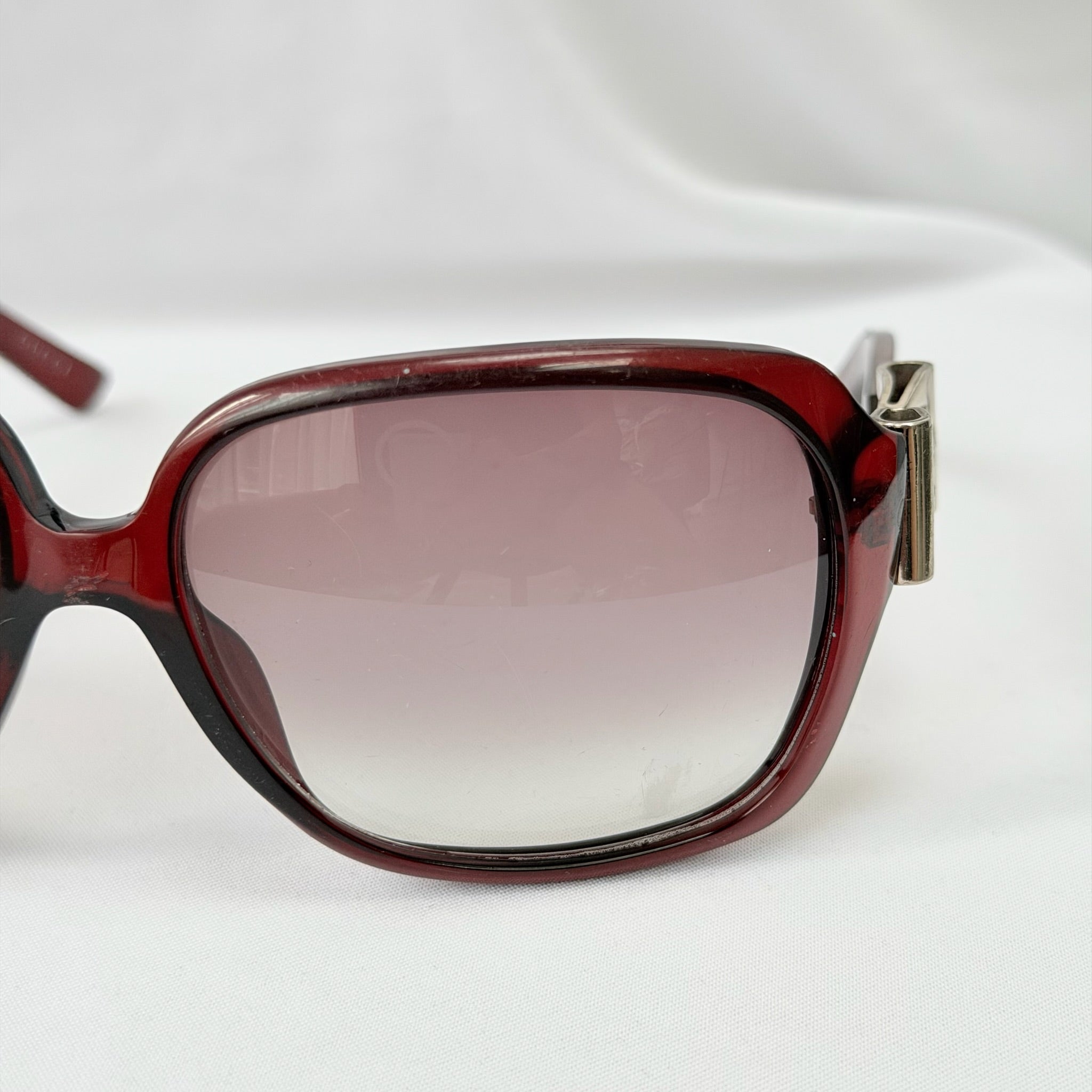 Vintage Gucci GG 3006/S "Queen Bow" Buckle Oversized Butterfly Burgundy sunglasses