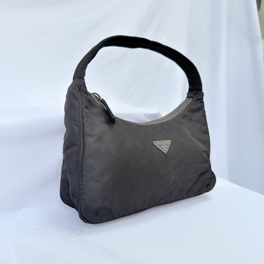 Prada Vintage Tessuto Black Nylon Re-edition 2000 Mini Hobo Zip Handbag