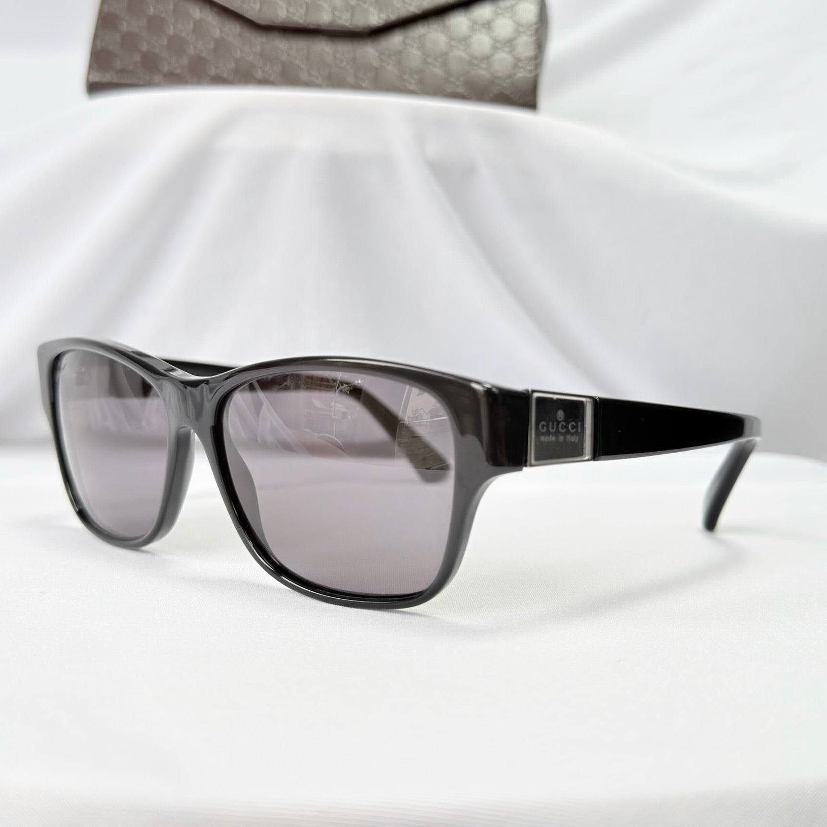 Authentic Gucci Black Silver Cat Eye Square Lens Unisex Sunglasses With Case