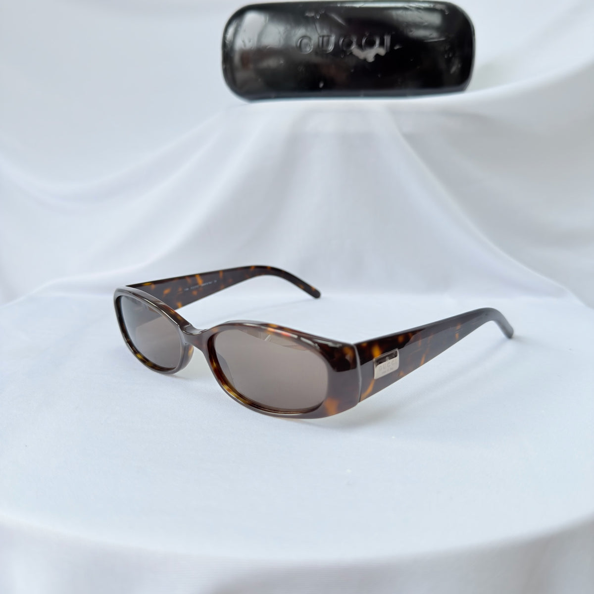 Vintage Gucci GG 2451/S Brown Tortoiseshell Silver Retro Skinny Unisex Sunglasses