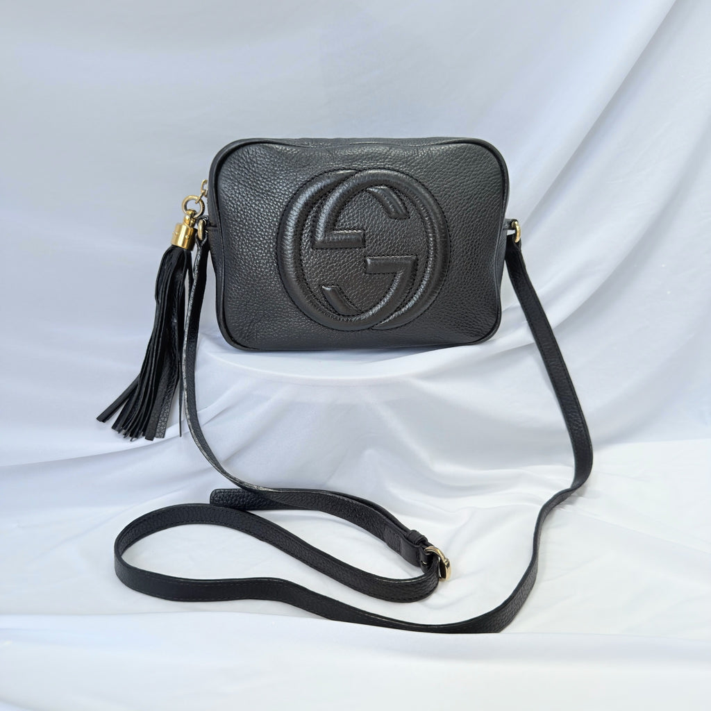 Gucci Black Grained Leather Soho Disco Small Women’s Crossbody Shoulder Handbag. Repaired