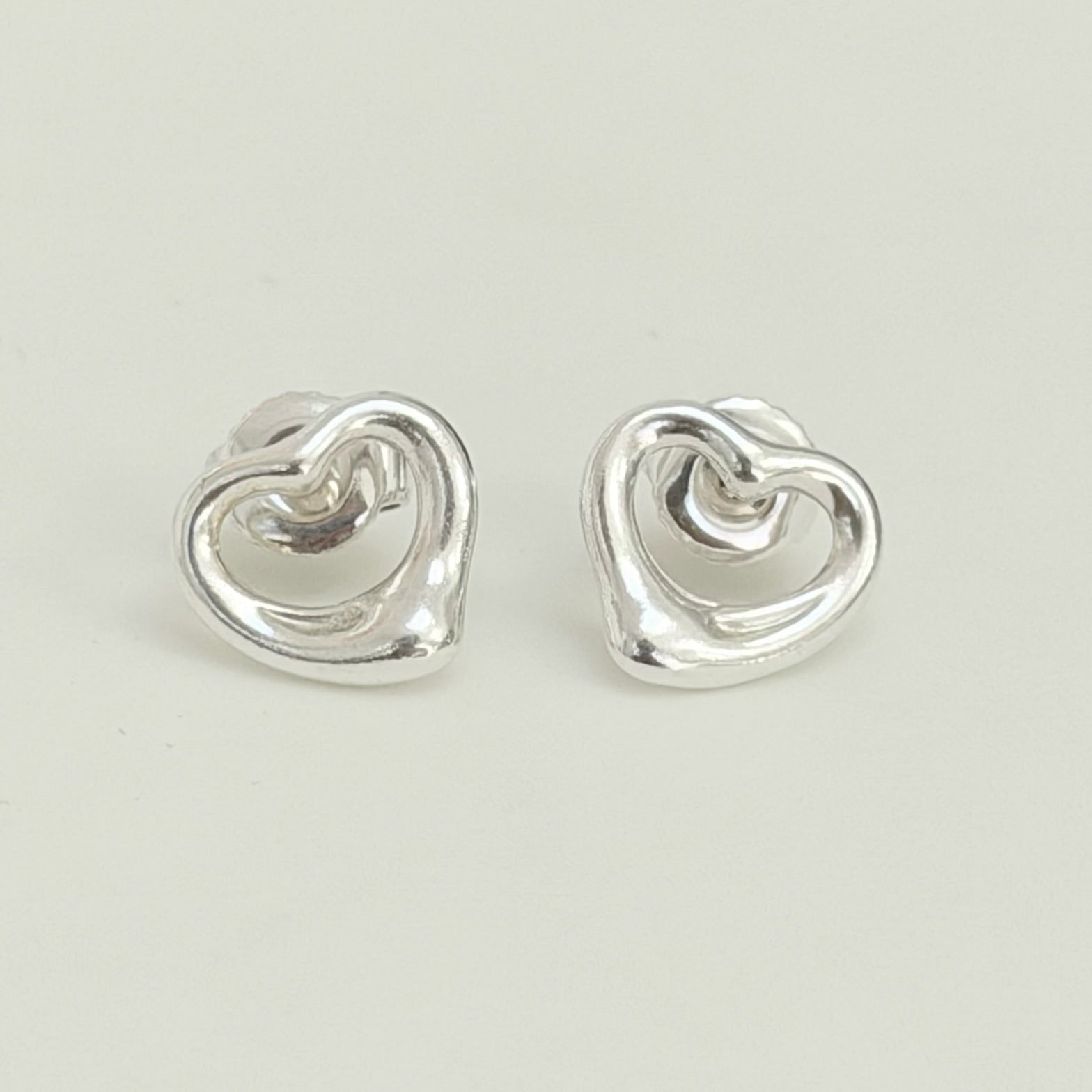 Authentic Tiffany & Co. Mini Open Heart Elsa Peretti Stud Earrings Sterling Silver 925