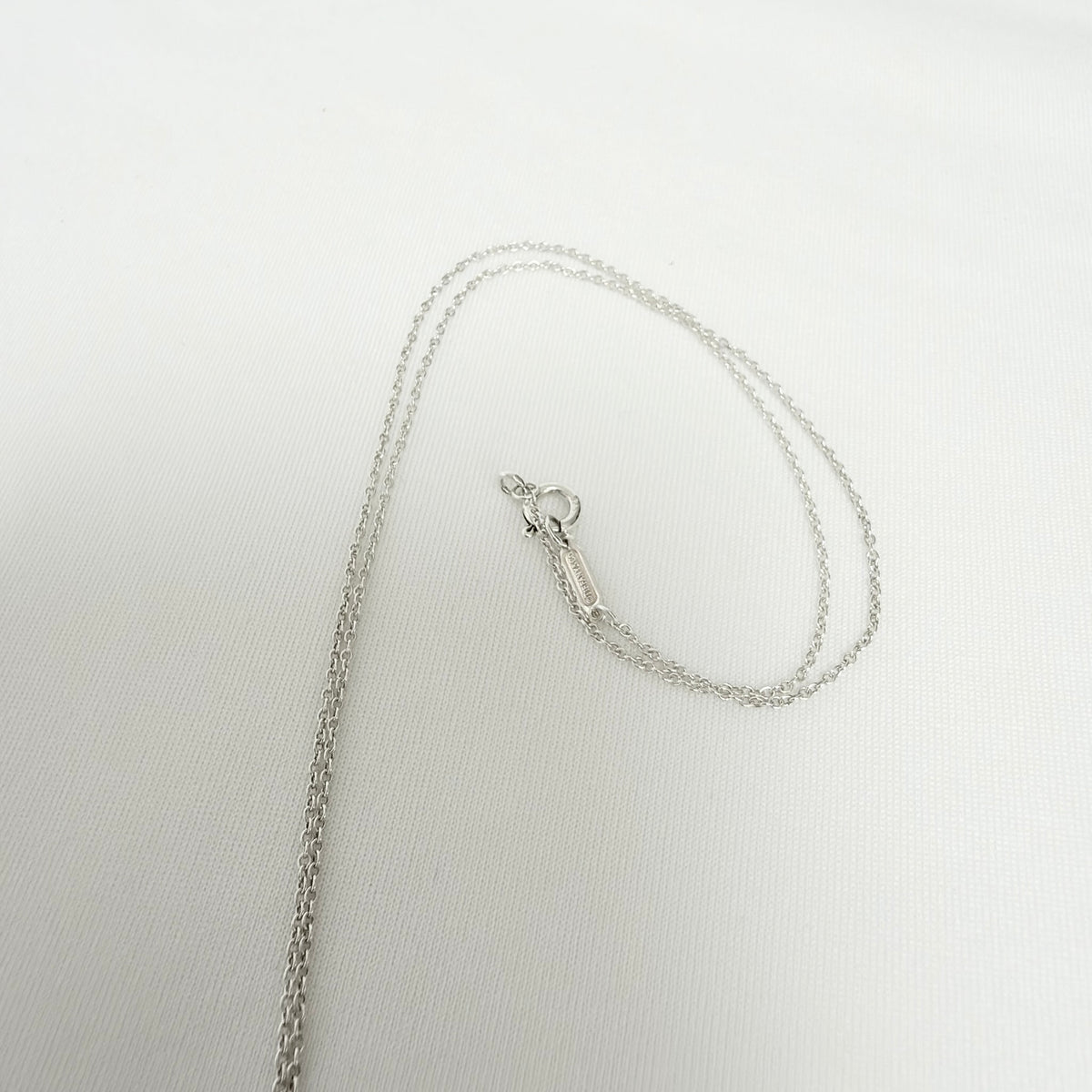 Tiffany&Co. Return to Tiffany Medium Heart Key Lock Women's Necklace Silver 925 Sterling 16 inches With Packaging
