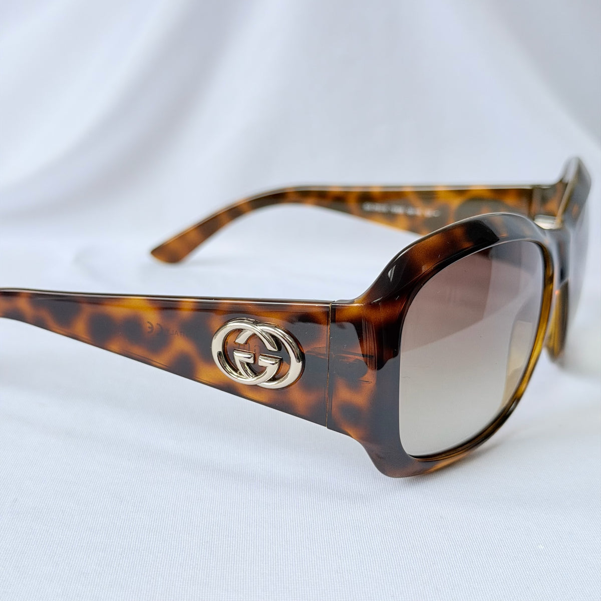 Vintage Gucci GG 3102/S Butterfly Brown Tortoiseshell Interlocking G Sunglasses