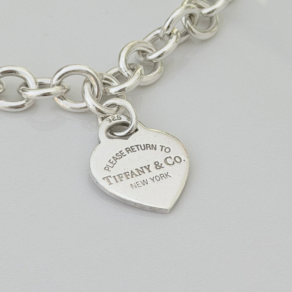 Authentic Tiffany & Co. Sterling Silver 925 Medium Heart Pendant Choker Necklace With Pouch 15 inches
