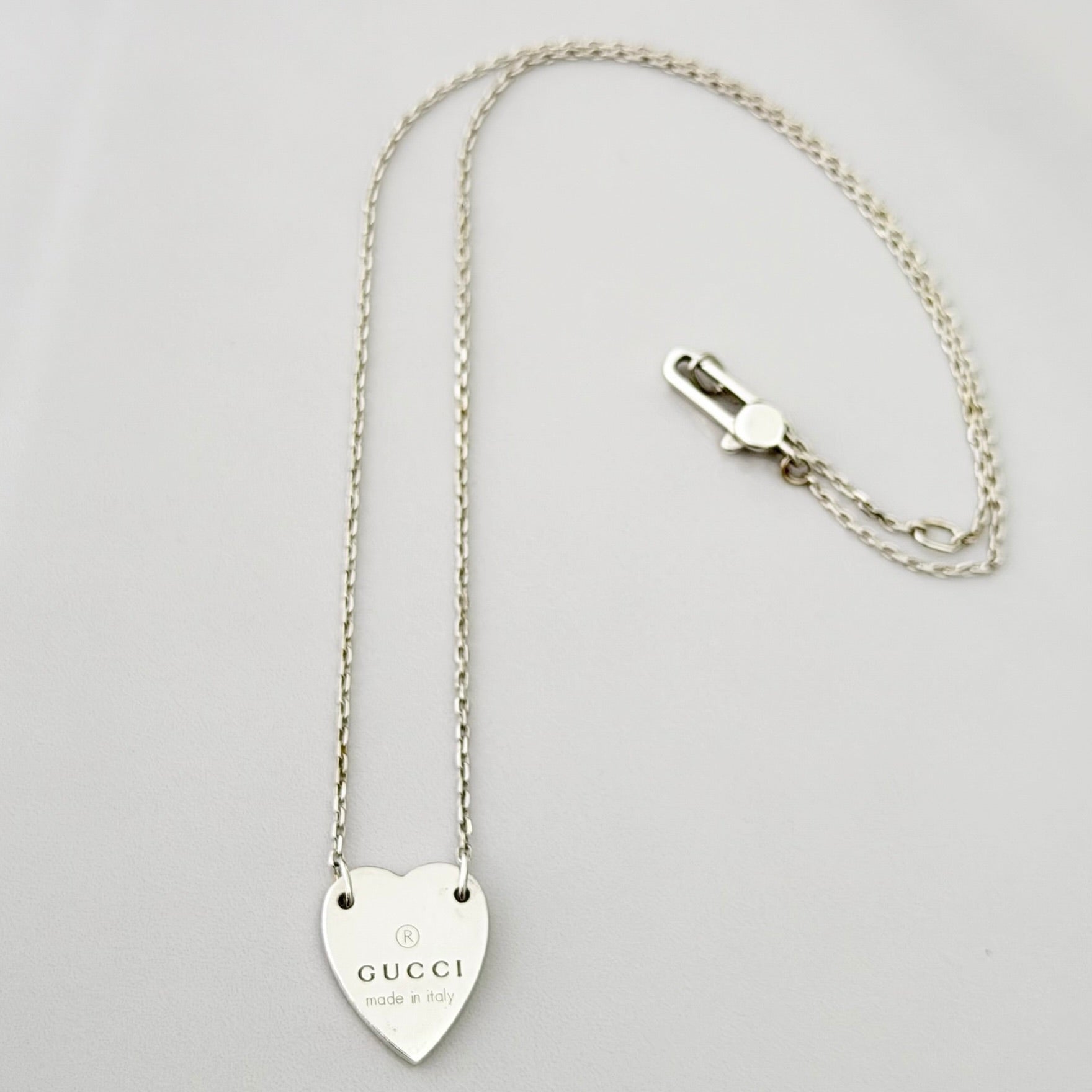 Authentic Gucci Heart Trademark Pendant Sterling Silver 925 Women’s Necklace 48cm With Packaging