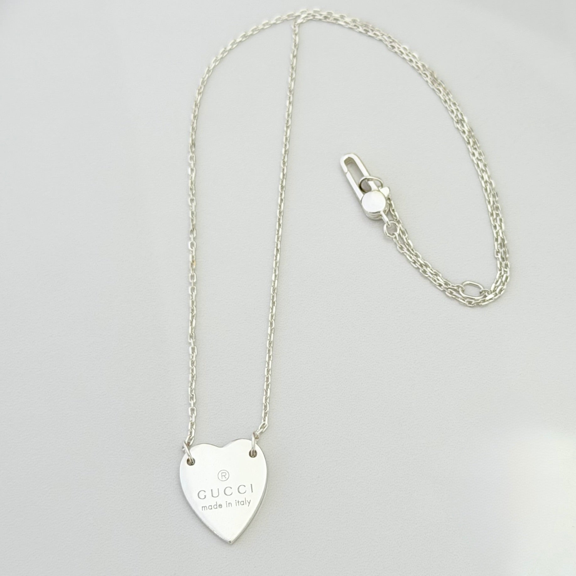 Authentic Gucci Heart Trademark Pendant Sterling Silver 925 Women’s Necklace 48cm With Packaging