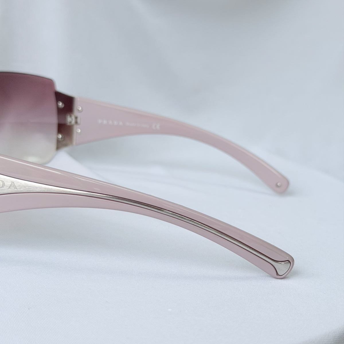 Vintage Prada Y2K Lilac Purple Silver Frameless Wrap Sunshield Oversized Sunglasses SPR 041