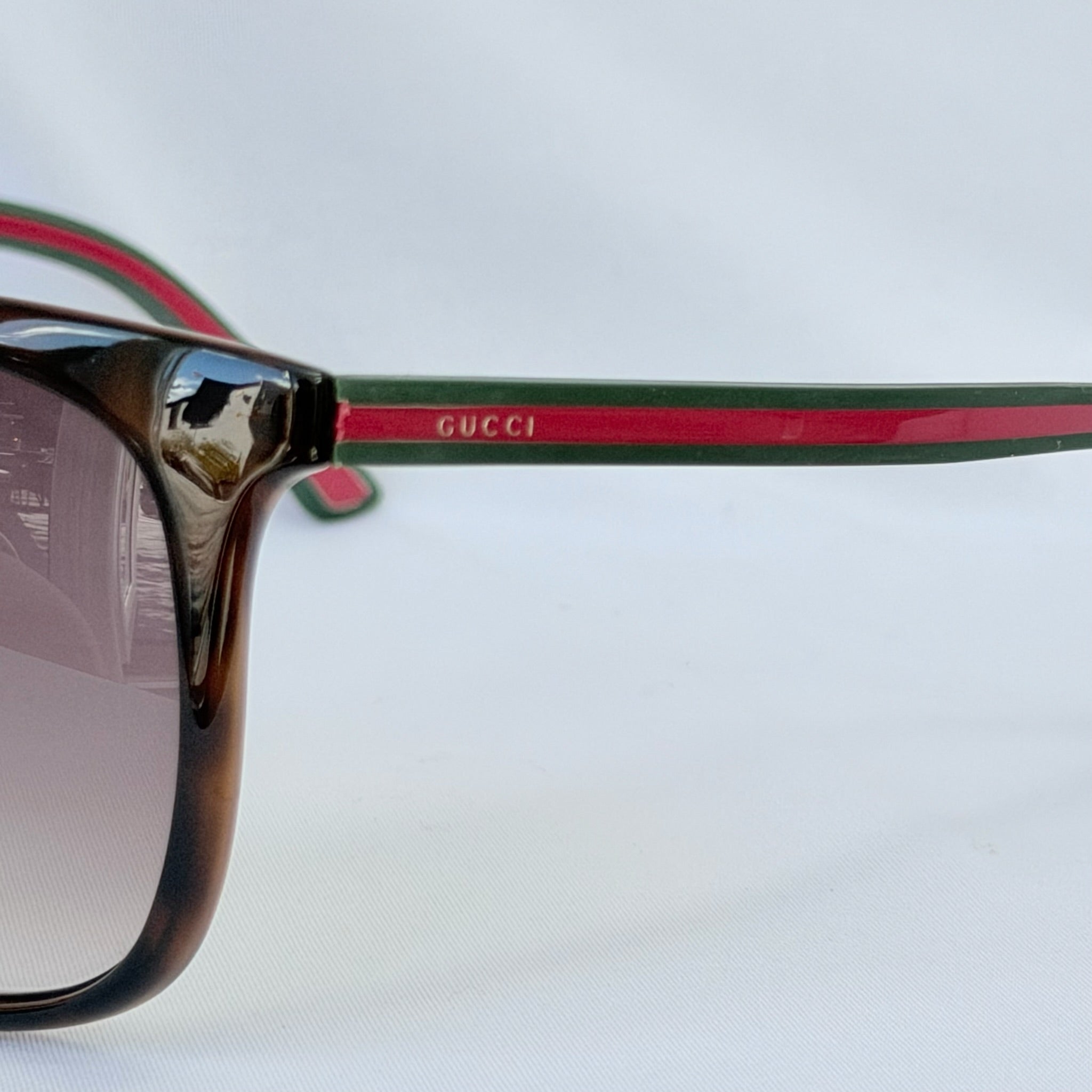 Gucci Cat Eye Black Green Red GG 3649/S 56mm Women’s sunglasses