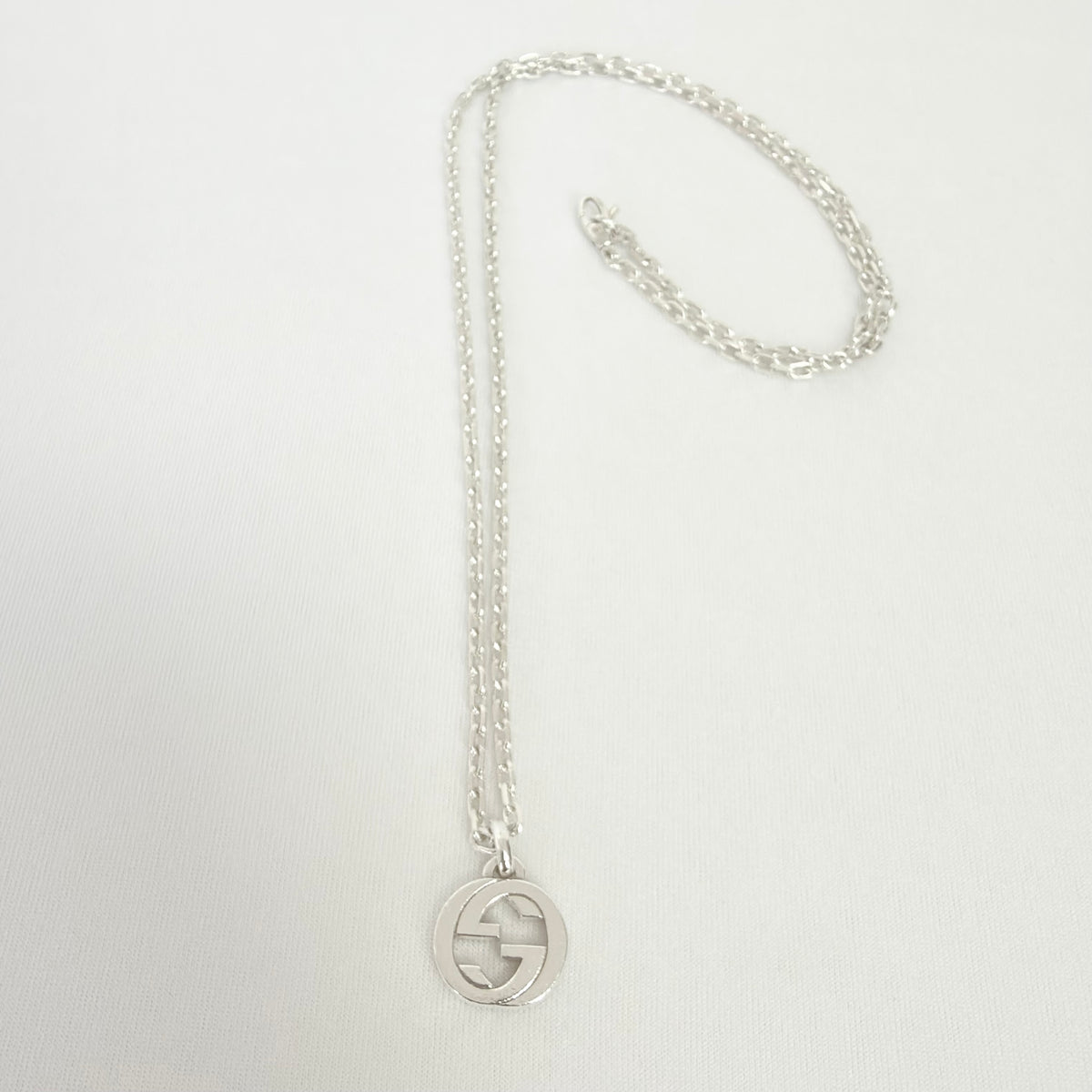 Gucci Interlocking GG Pendant Sterling Silver 925 Necklace 19 Inches With Packaging