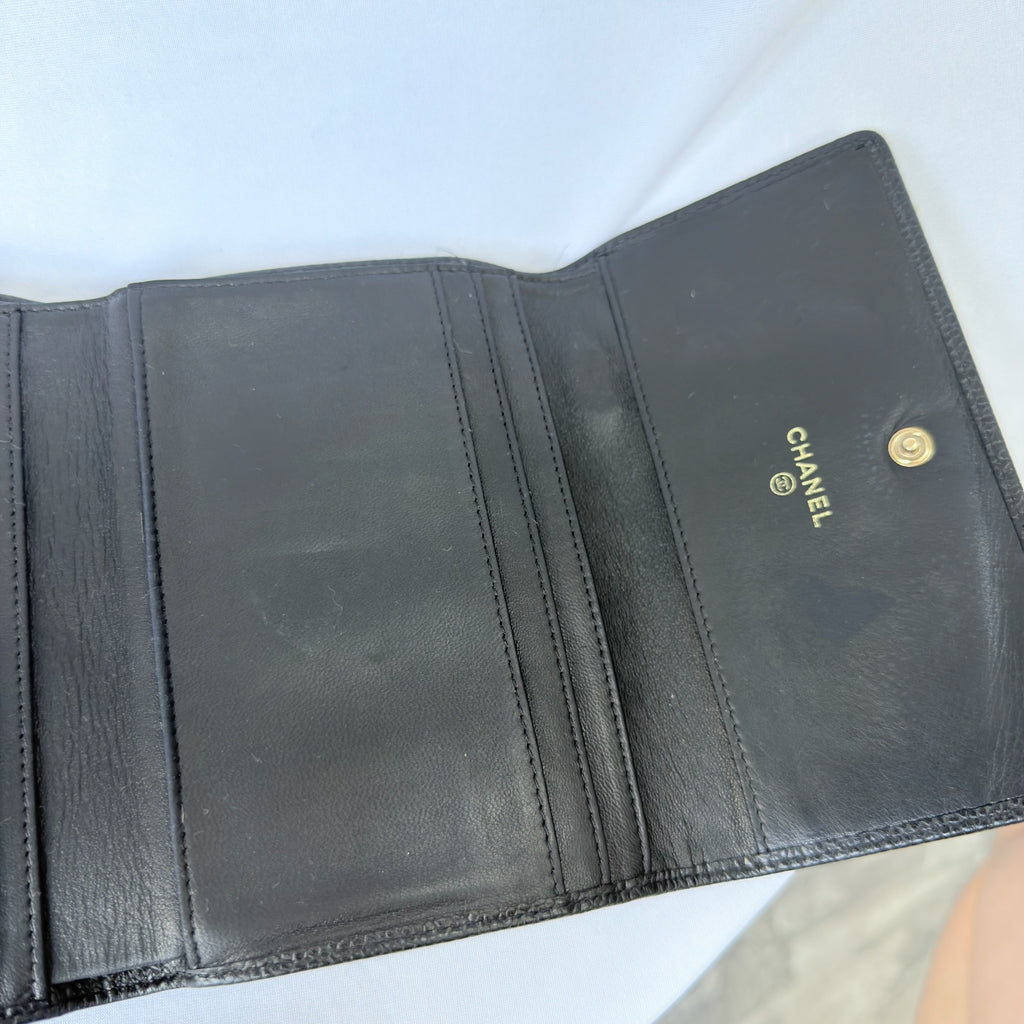 Chanel CC Logo Caviar Skin Trifold Wallet Black Leather Zipper Medium