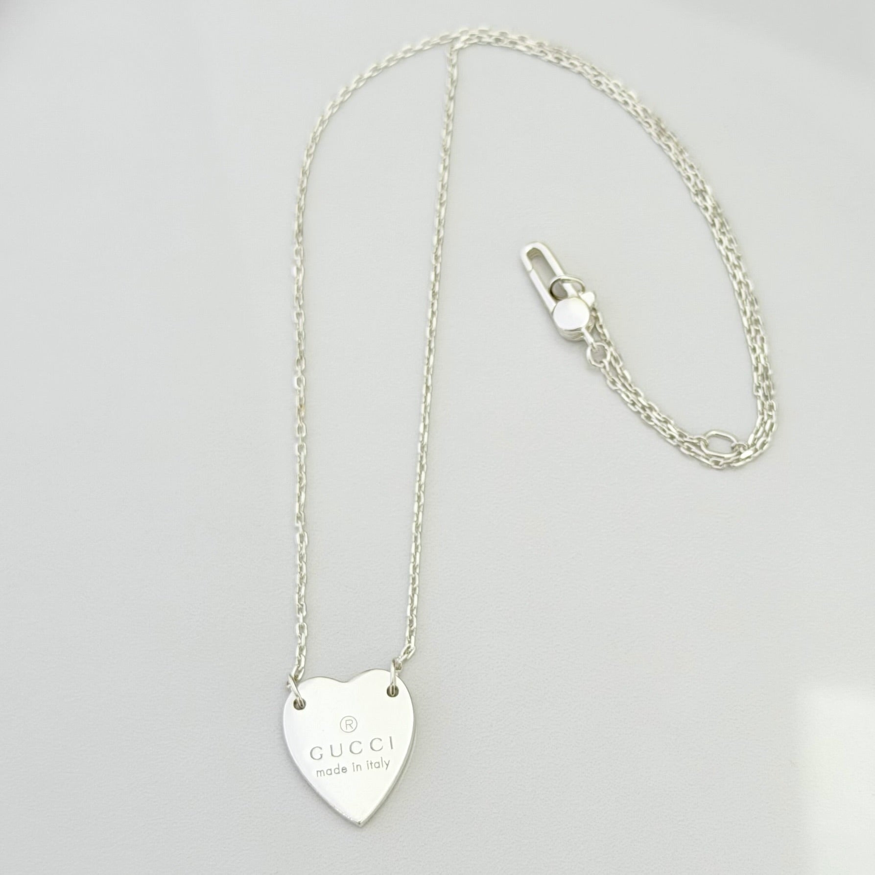 Authentic Gucci Heart Trademark Pendant Sterling Silver 925 Women’s Necklace 48cm With Packaging