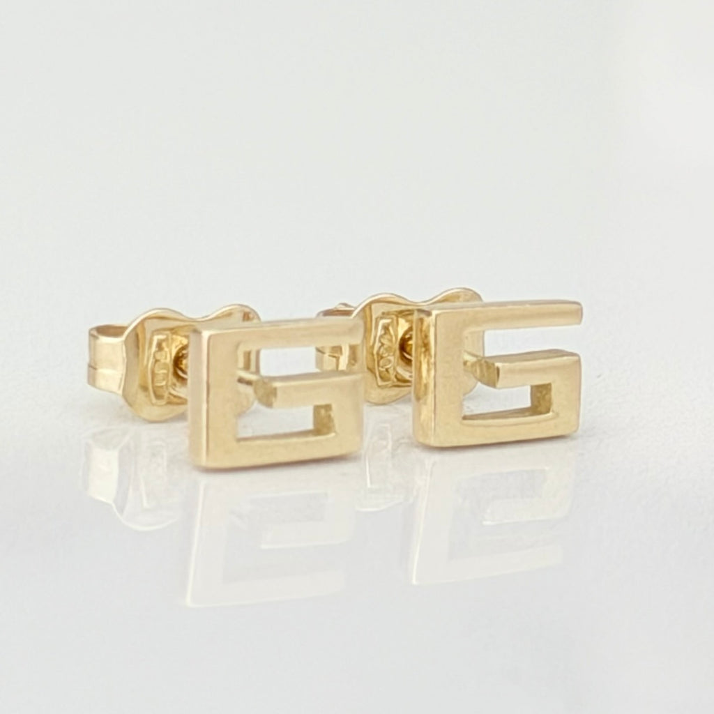 Authentic Rare Gucci 18K Yellow Gold 750 Square G Stud Women’s Earrings