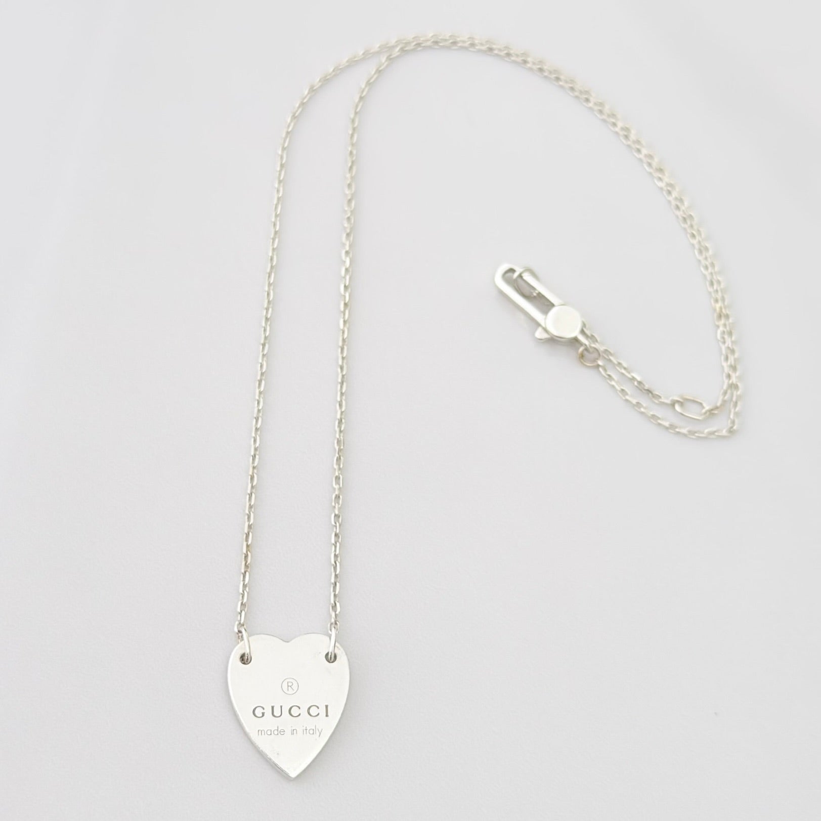 Authentic Gucci Heart Trademark Pendant Sterling Silver 925 Women’s Necklace 48cm With Packaging