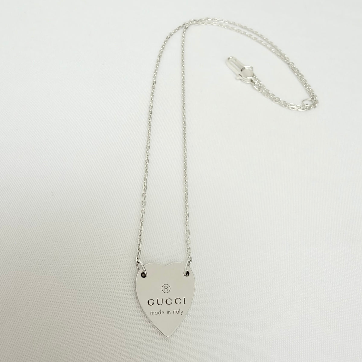 Gucci Heart Trademark Pendant Sterling Silver 925 Women’s Necklace 48cm With Packaging