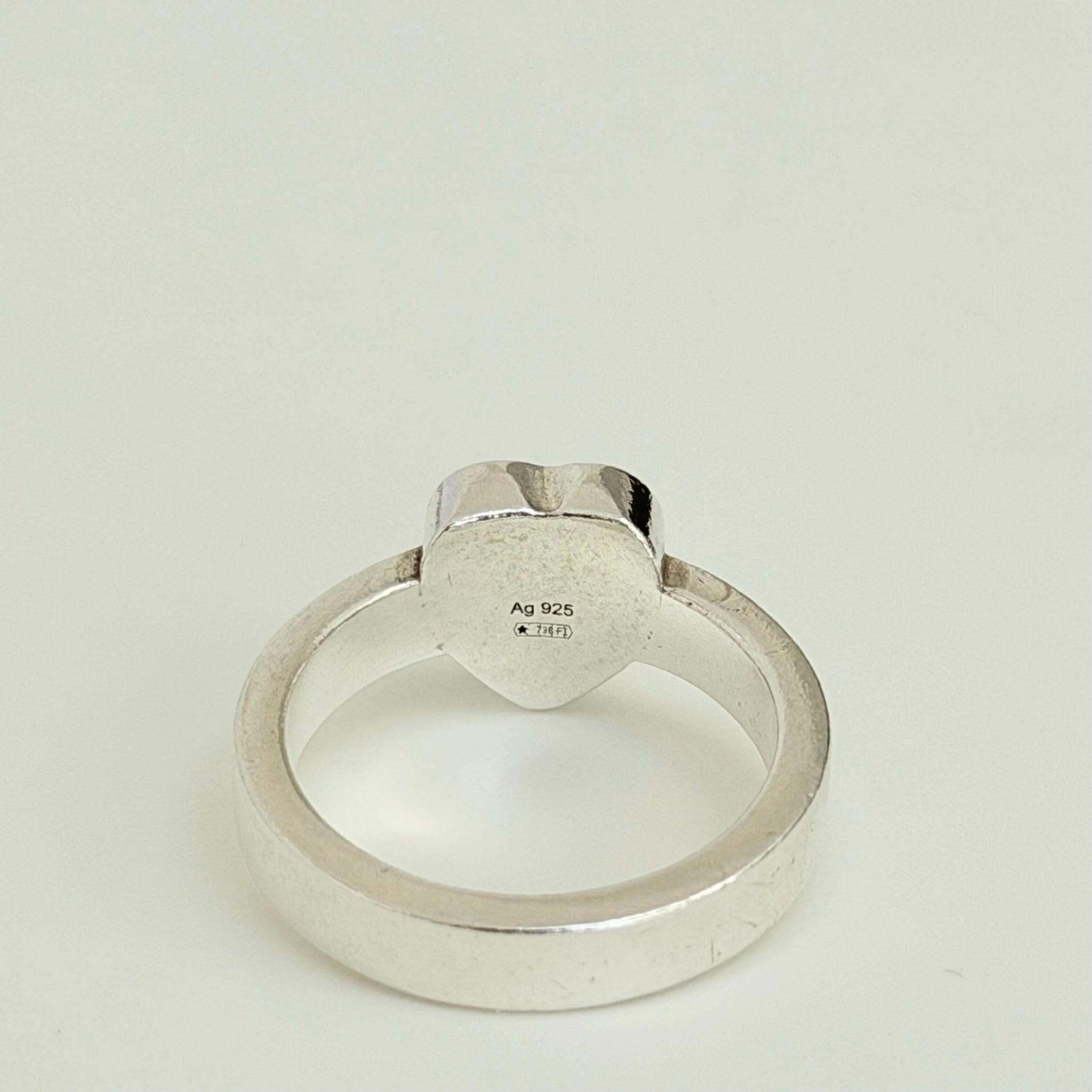 Authentic Gucci Heart Women's Ring 925 Sterling Silver Size 12, UK L, EU 52