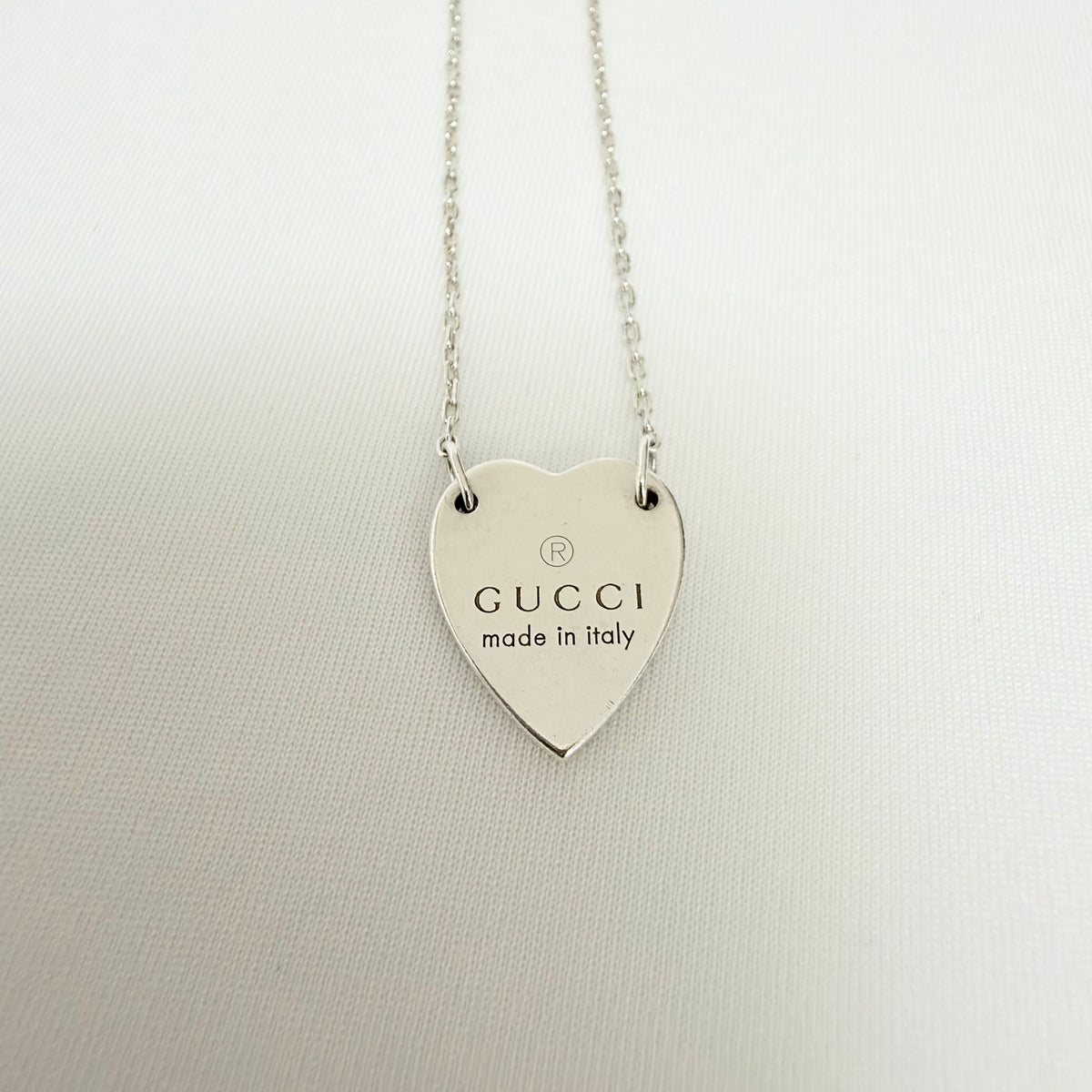 Gucci Heart Trademark Pendant Sterling Silver 925 Women’s Necklace 48cm With Packaging