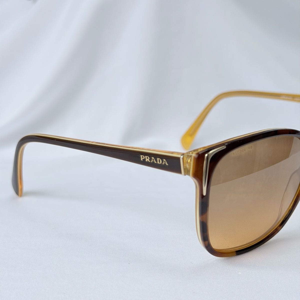 Prada Cat Eye Square Metal Corners Women's Sunglasses Brown Tortoiseshell SPR 01O