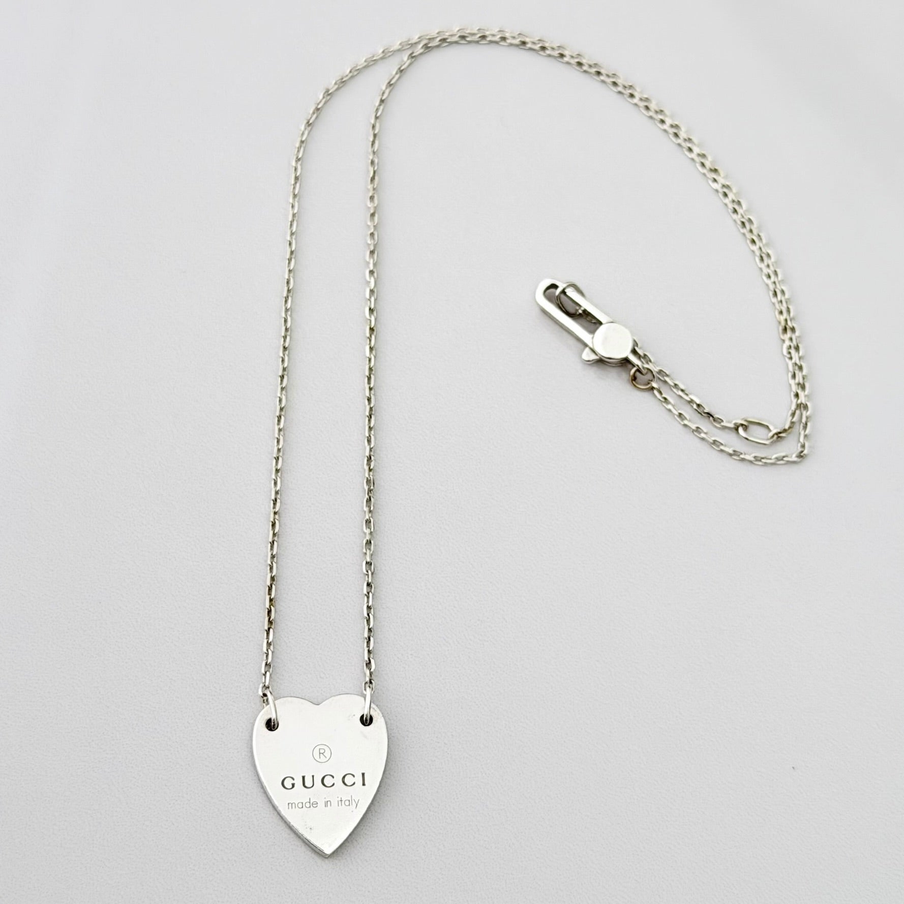 Authentic Gucci Heart Trademark Pendant Sterling Silver 925 Women’s Necklace 48cm With Packaging