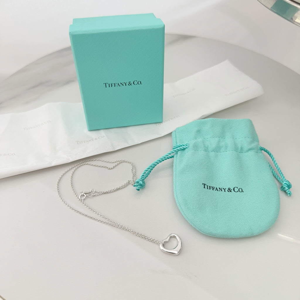 Tiffany & Co. Elsa Peretti Spain Sterling Silver 925 Small Open Heart Pendant Necklace 18 Inches