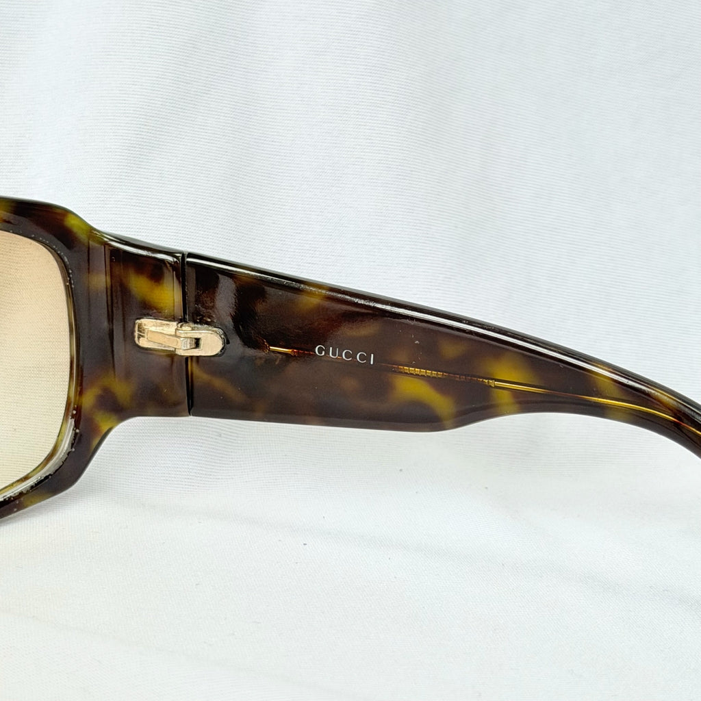 Gucci GG 2592/S Vintage Brown Tortoiseshell Rectangular Women’s Sunglasses With Case