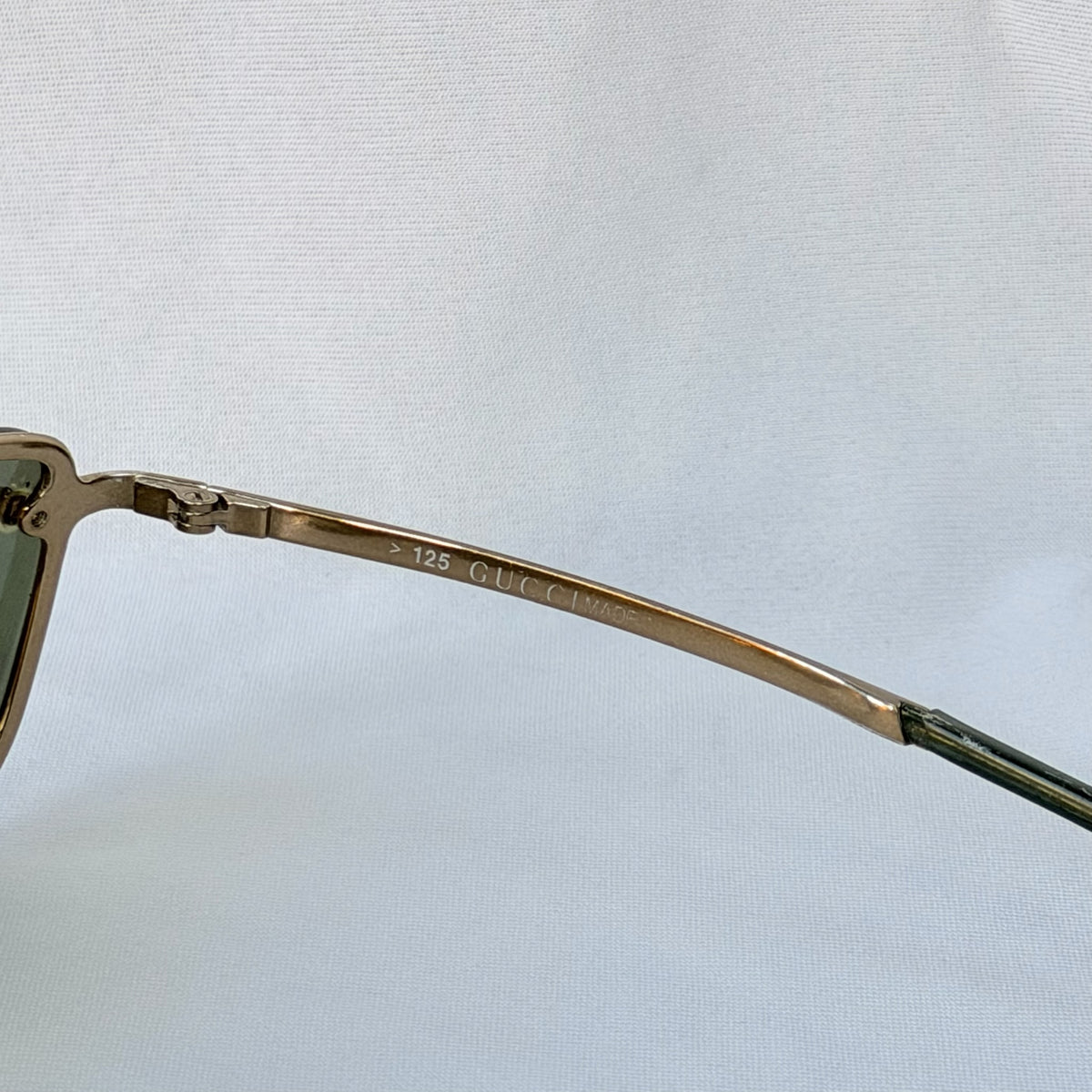 Vintage Y2K Gucci GG 1691/S Polarised UV400 Rectangular Green/Gold Sunglasses With Case