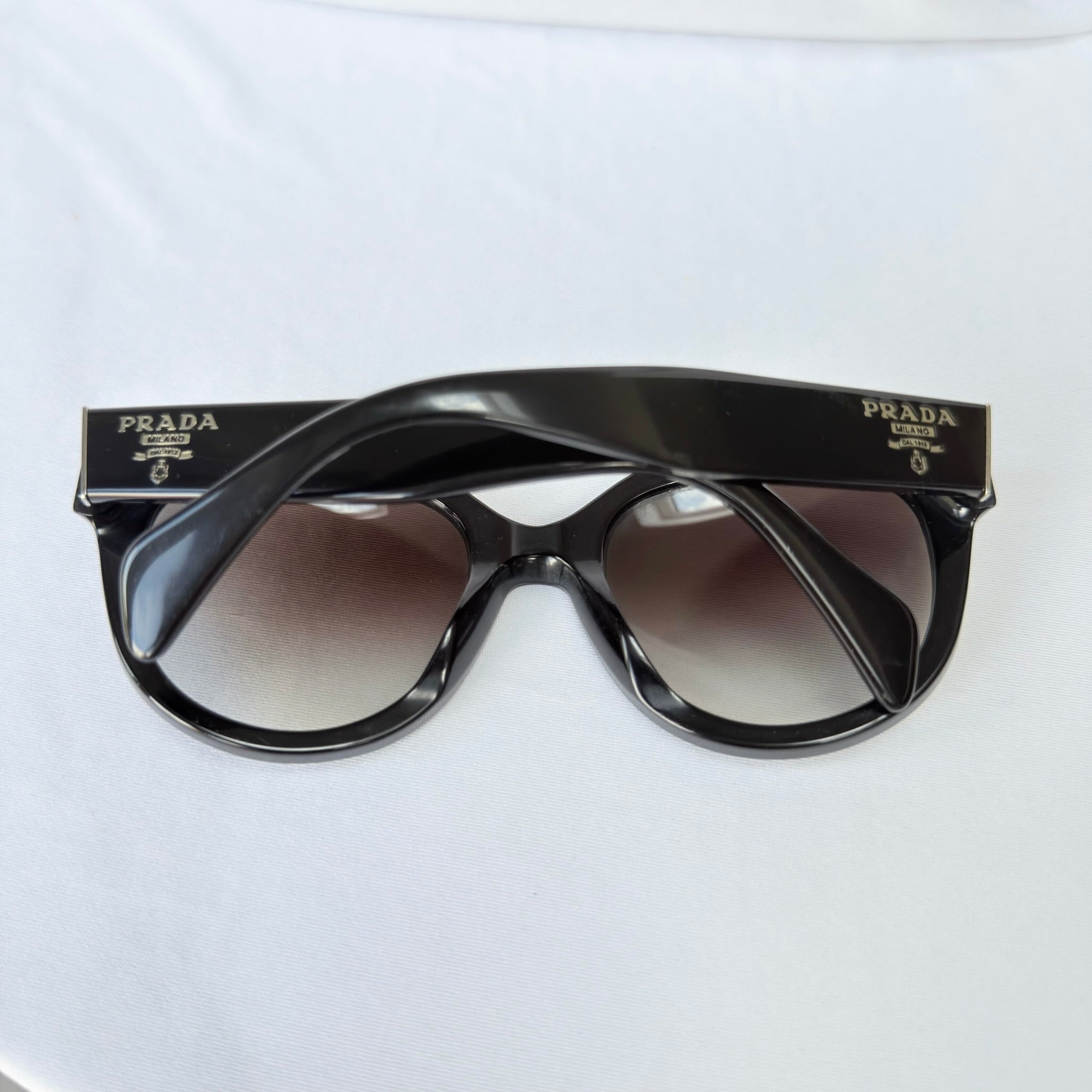 Authentic Prada Round Cat Eye Black Thick Frame Oversized Women’s Sunglasses