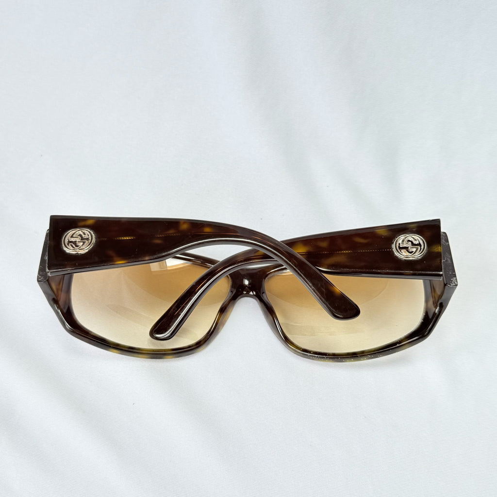Gucci GG 2592/S Vintage Brown Tortoiseshell Rectangular Women’s Sunglasses With Case