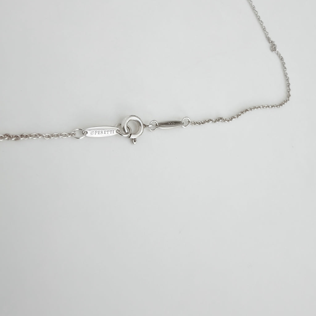 Tiffany & Co. Elsa Peretti 925 Sterling Silver Standard/Medium Teardrop Pendant Necklace With Packaging