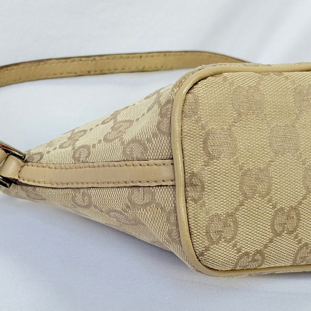 Vintage Y2k Gucci Beige GG Monogram Canvas Small Boat Pochette Shoulder Handbag