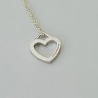Tiffany & Co. Sentimental Open Heart necklace sterling silver 925 16 inches