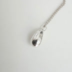 Tiffany & Co. Elsa Peretti 925 Sterling Silver Standard/Medium Teardrop Pendant Necklace With Packaging