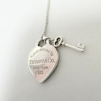 Tiffany&Co. Return to Tiffany Medium Heart Key Lock Women's Necklace Silver 925 Sterling 16 inches With Packaging