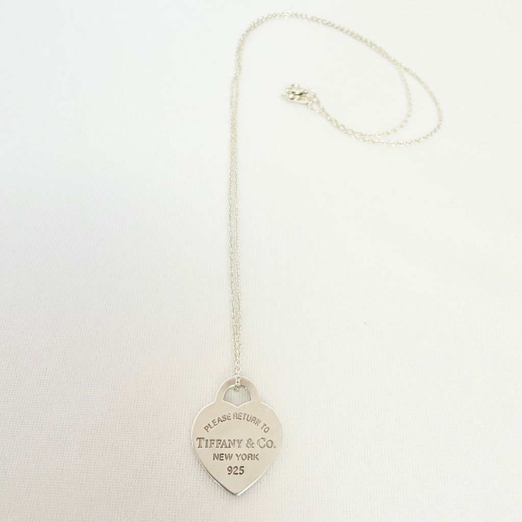 Tiffany & Co. Return to Tiffany Small Heart Necklace 925 Sterling Silver 18 Inches With Packaging