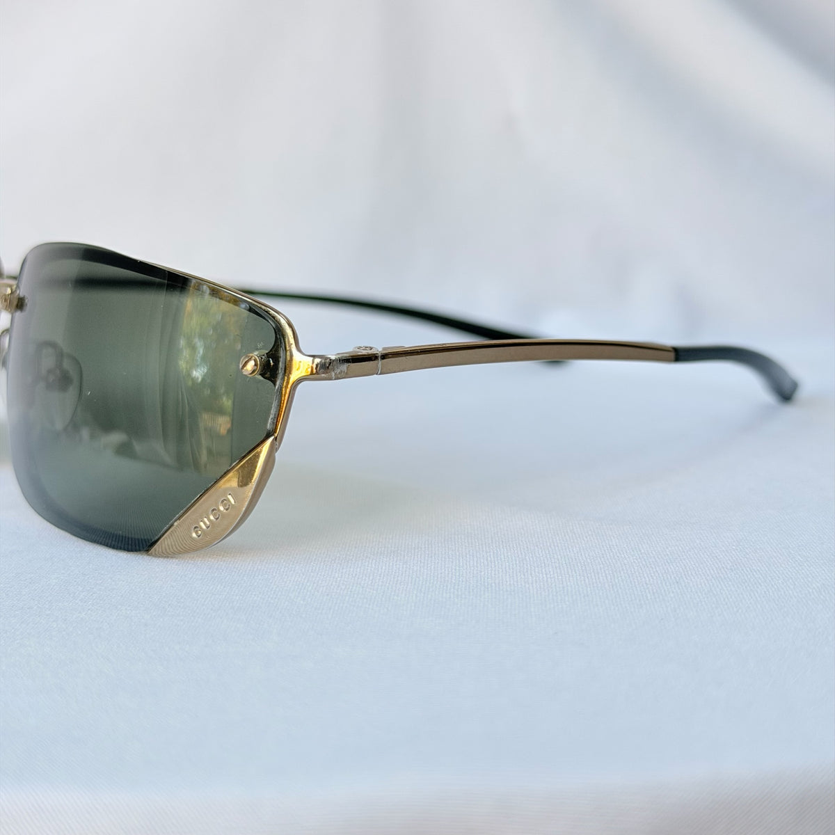 Vintage Y2K Gucci GG 1691/S Polarised UV400 Rectangular Green/Gold Sunglasses With Case