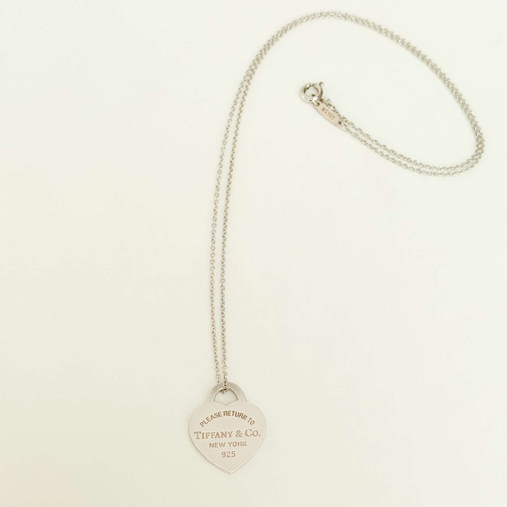 Authentic Tiffany & Co. Return to Tiffany Small Heart Women's Necklace 925 Sterling Silver 16.5 inches