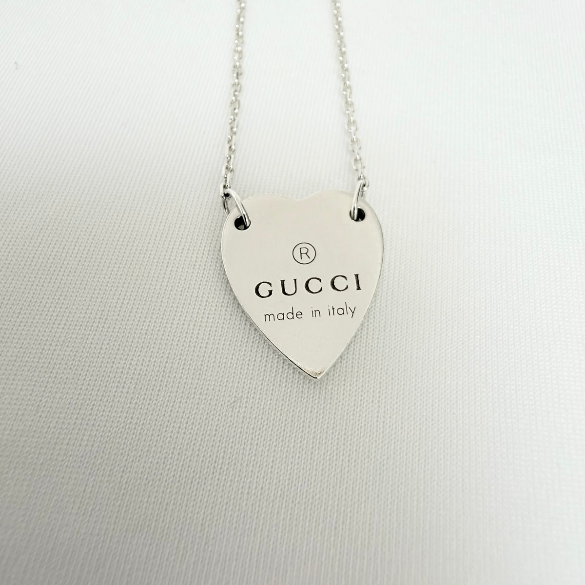 Gucci Heart Trademark Pendant Sterling Silver 925 Women’s Necklace 48cm With Packaging
