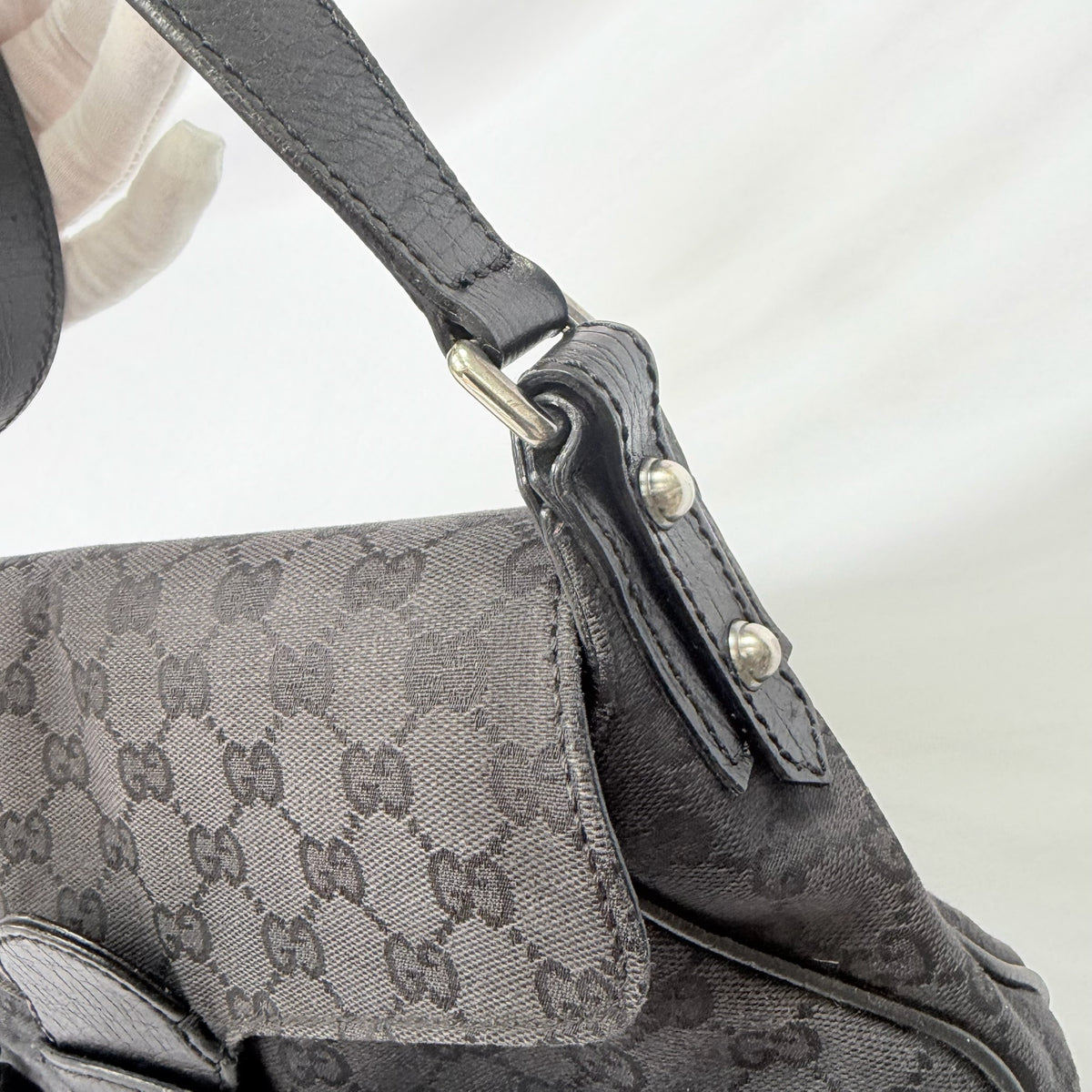 Vintage Gucci Horsebit Black Monogram Canvas Medium Shoulder Handbag Tom Ford Era 2004