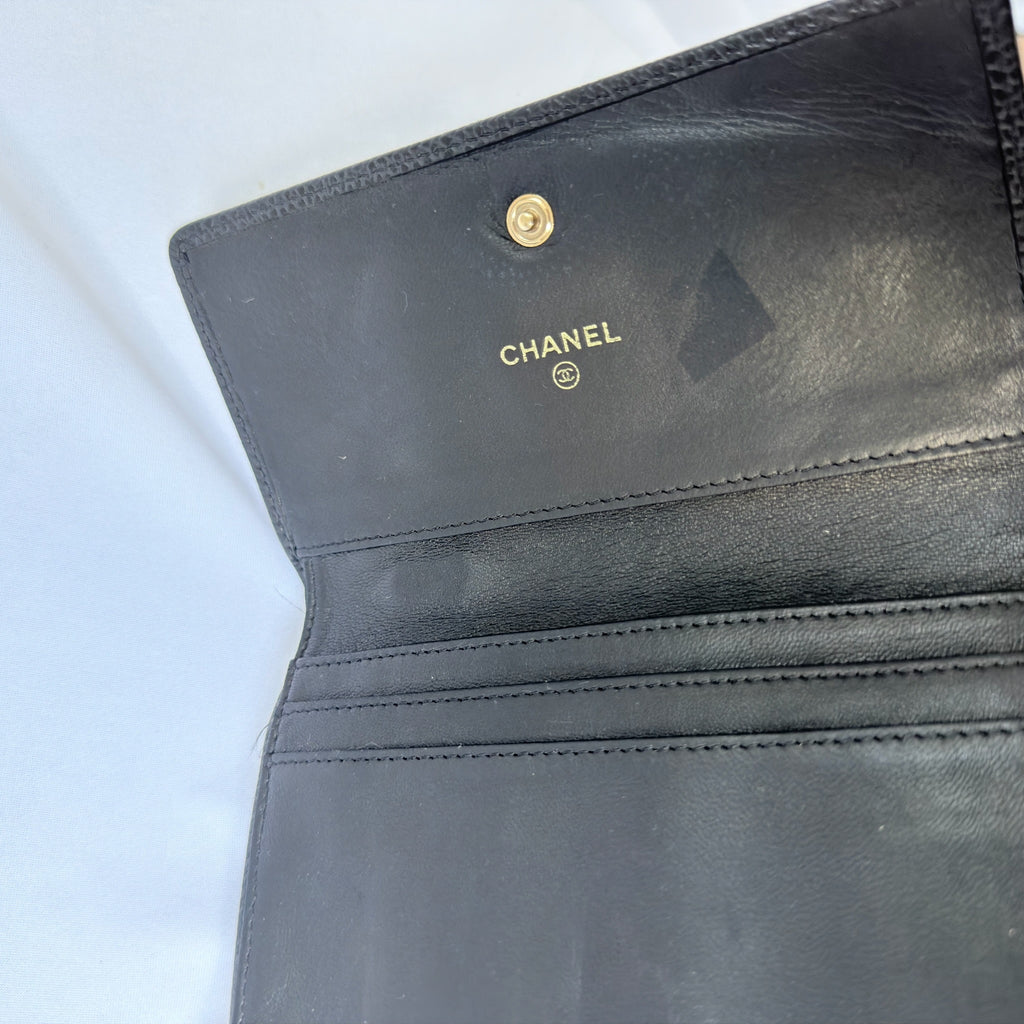 Chanel CC Logo Caviar Skin Trifold Wallet Black Leather Zipper Medium