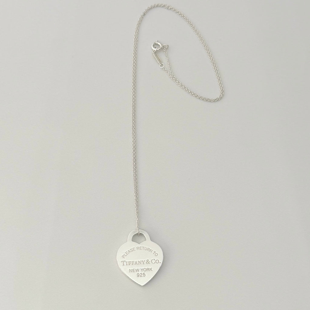Tiffany & Co. Return to Tiffany Medium Heart Women’s Necklace Silver 925 Sterling 19 inches