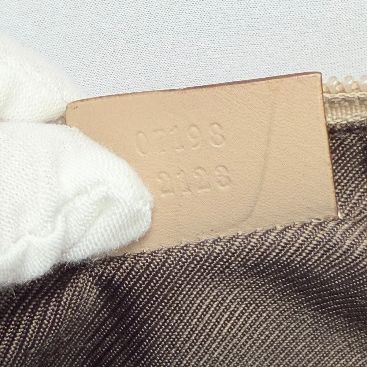 Vintage Y2k Gucci Beige GG Monogram Canvas Small Boat Pochette Shoulder Handbag