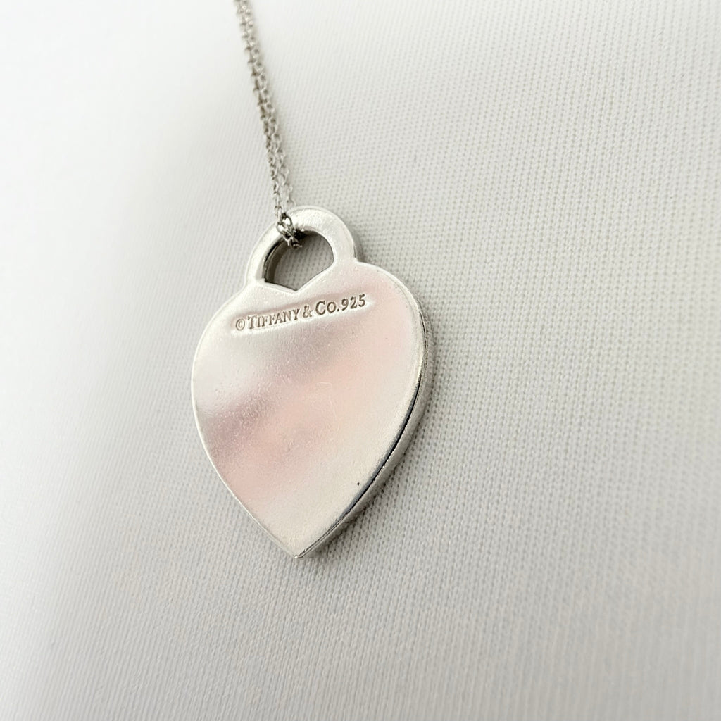 Tiffany & Co. 727 Fifth Avenue Script Medium Heart Sterling Silver 925 Necklace 22.5 Inches