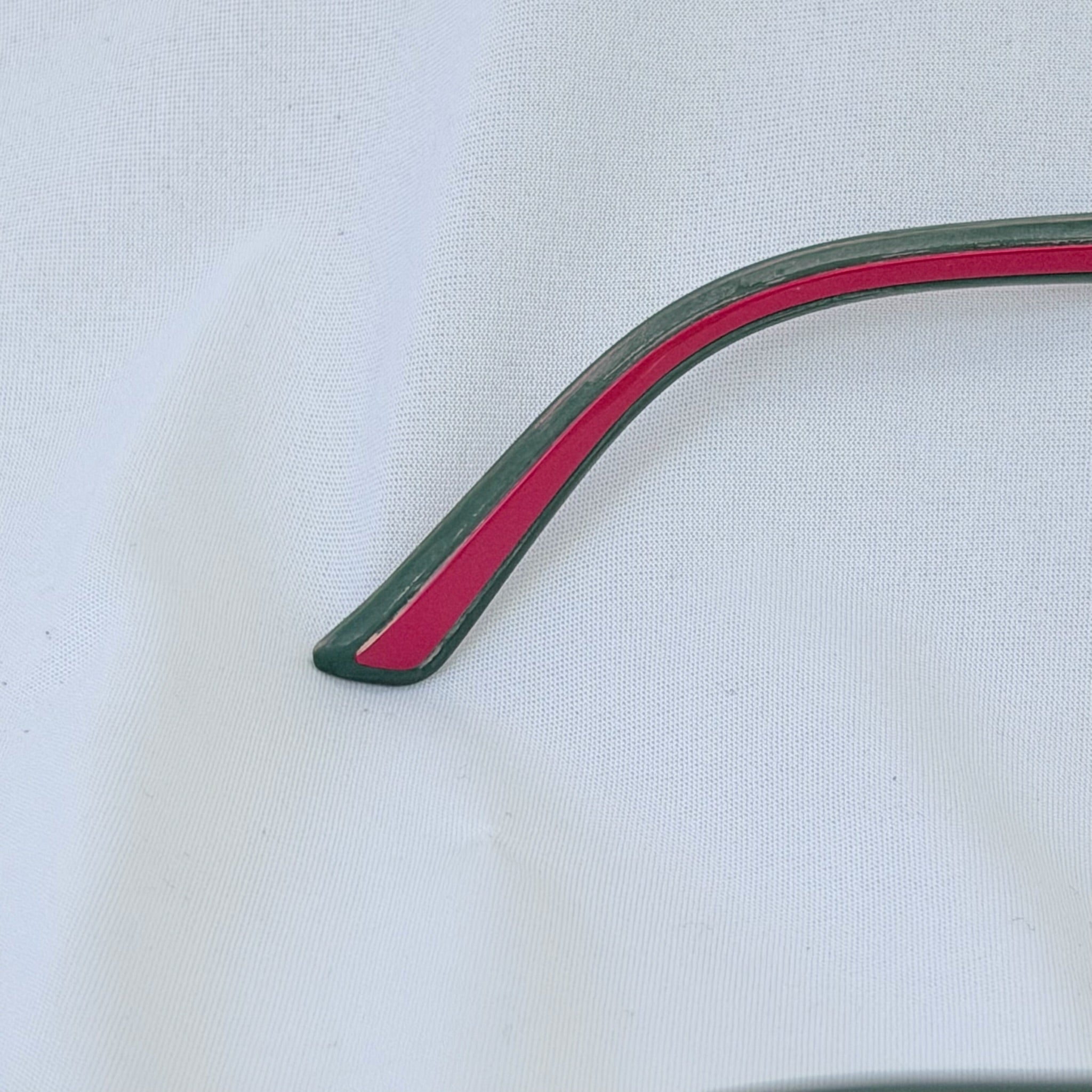 Gucci Cat Eye Black Green Red GG 3649/S 56mm Women’s sunglasses