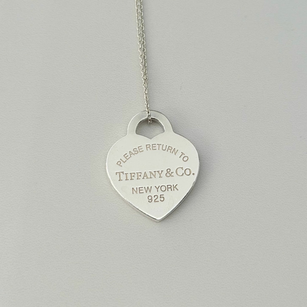 Tiffany & Co. Return to Tiffany Medium Heart Women’s Necklace Silver 925 Sterling 19 inches