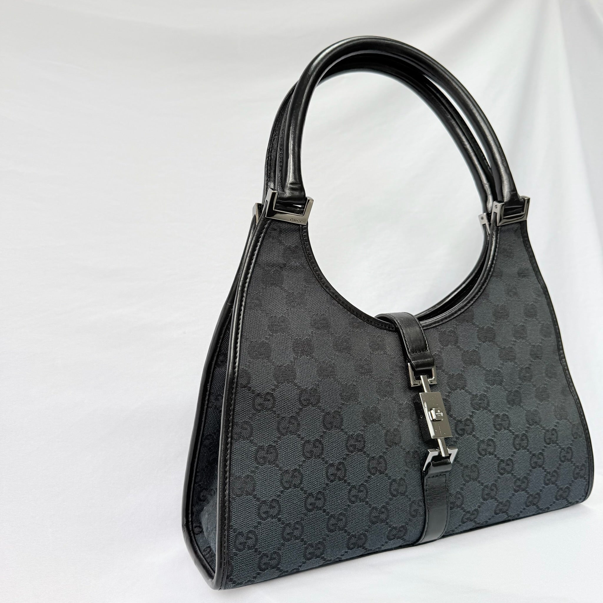 Authentic Vintage Gucci Jackie Bardot Black Monogram Supreme Gg Canvas Leather Medium Handbag