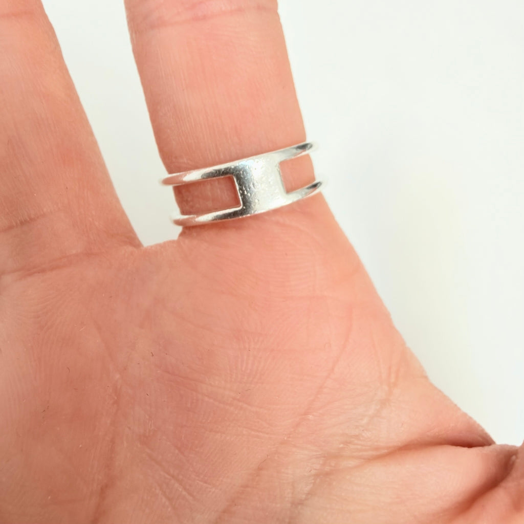 Gucci Interlocking Cut Out GG Double Band 6mm Silver Women's unisex Size 11, UK K1/2, EU 51