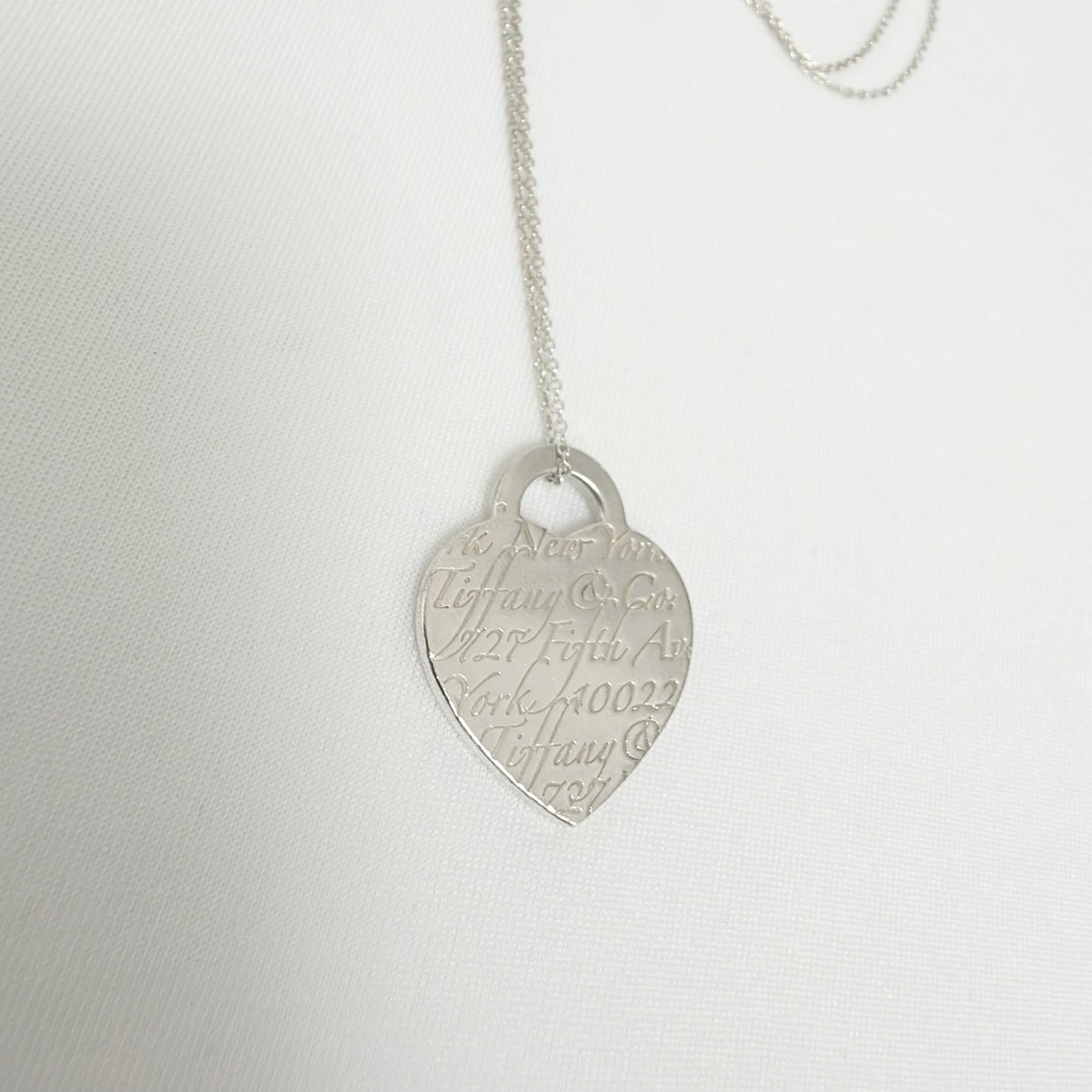 Tiffany & Co. 727 Fifth Avenue Script Medium Heart Sterling Silver 925 Necklace 22.5 Inches